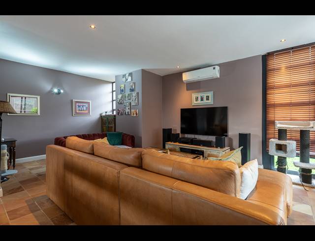 3 BEDROOM HOUSE FOR SALE IN NORTH RIDING